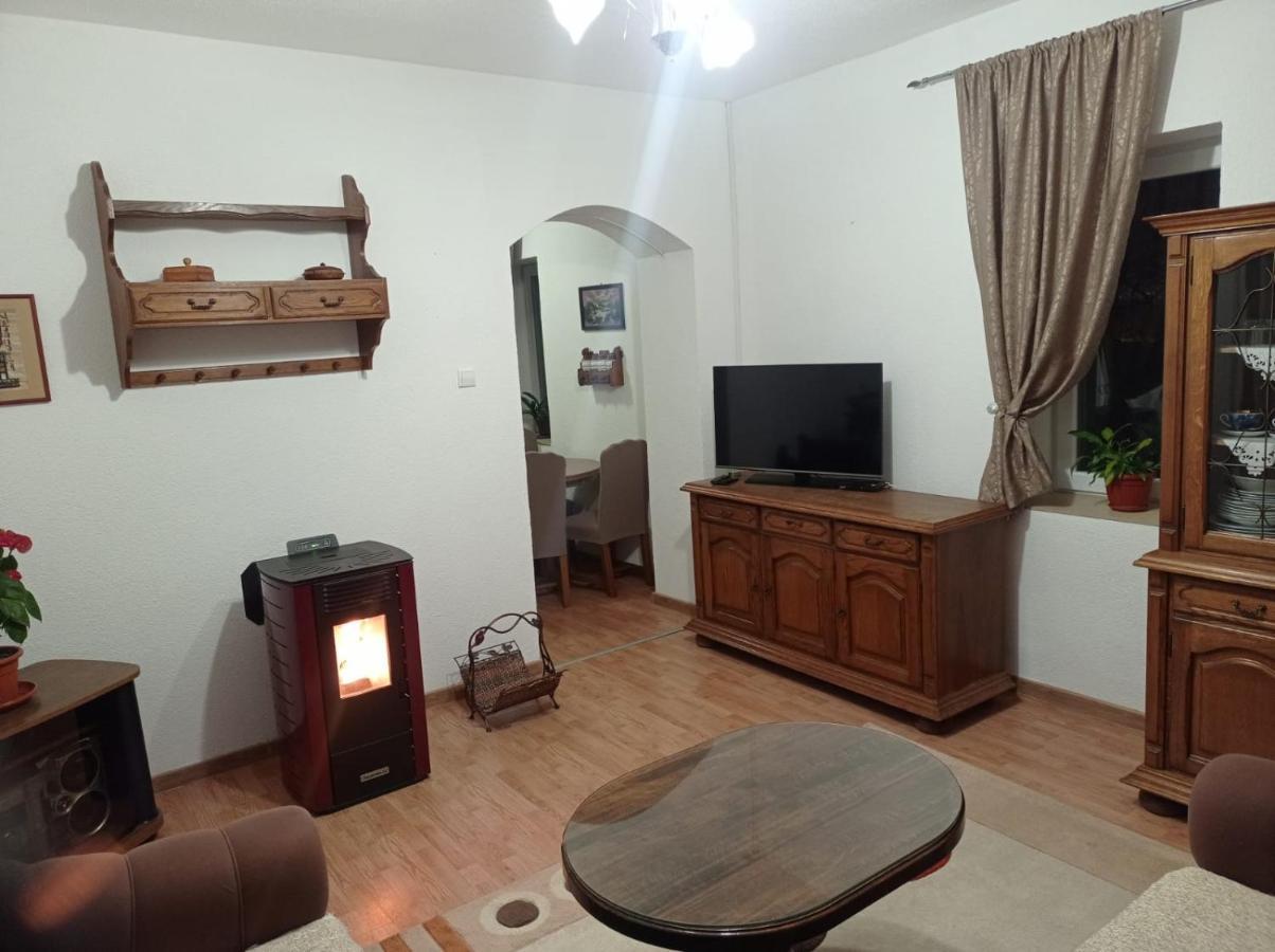 Appartement Apartman Lili à Livno Extérieur photo