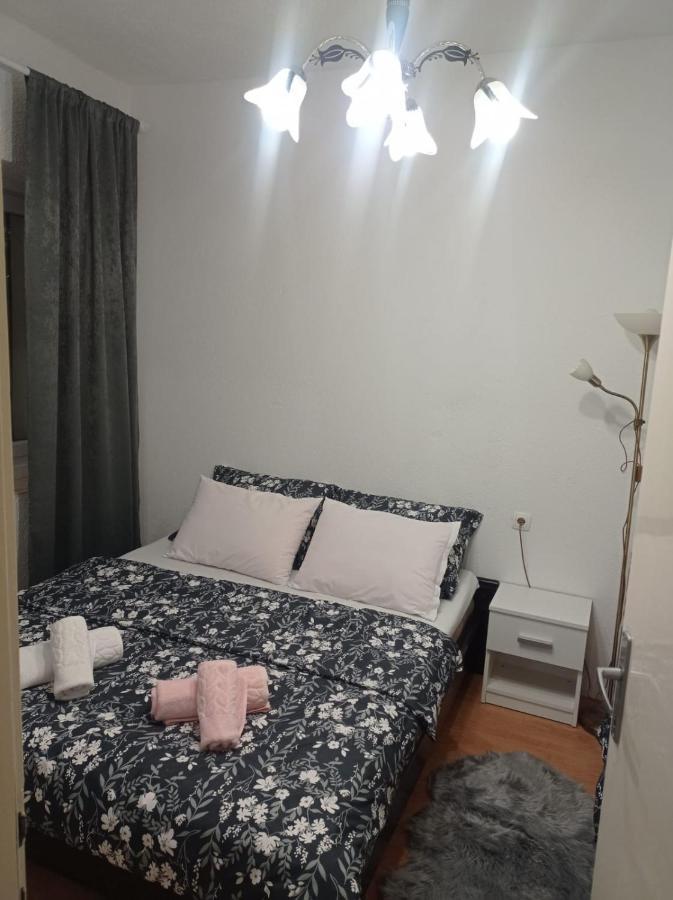 Appartement Apartman Lili à Livno Extérieur photo