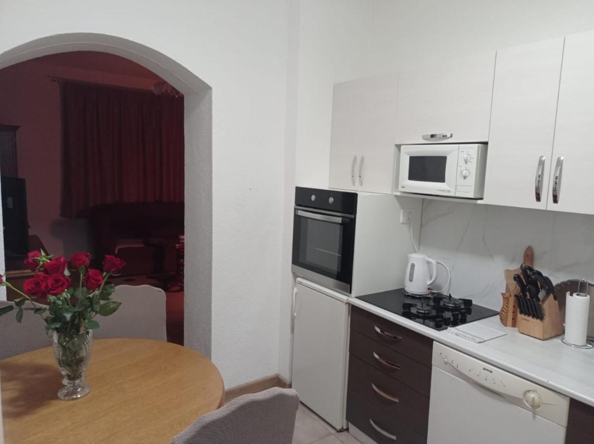 Appartement Apartman Lili à Livno Extérieur photo